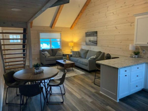 Cabin by the lake with swim beach